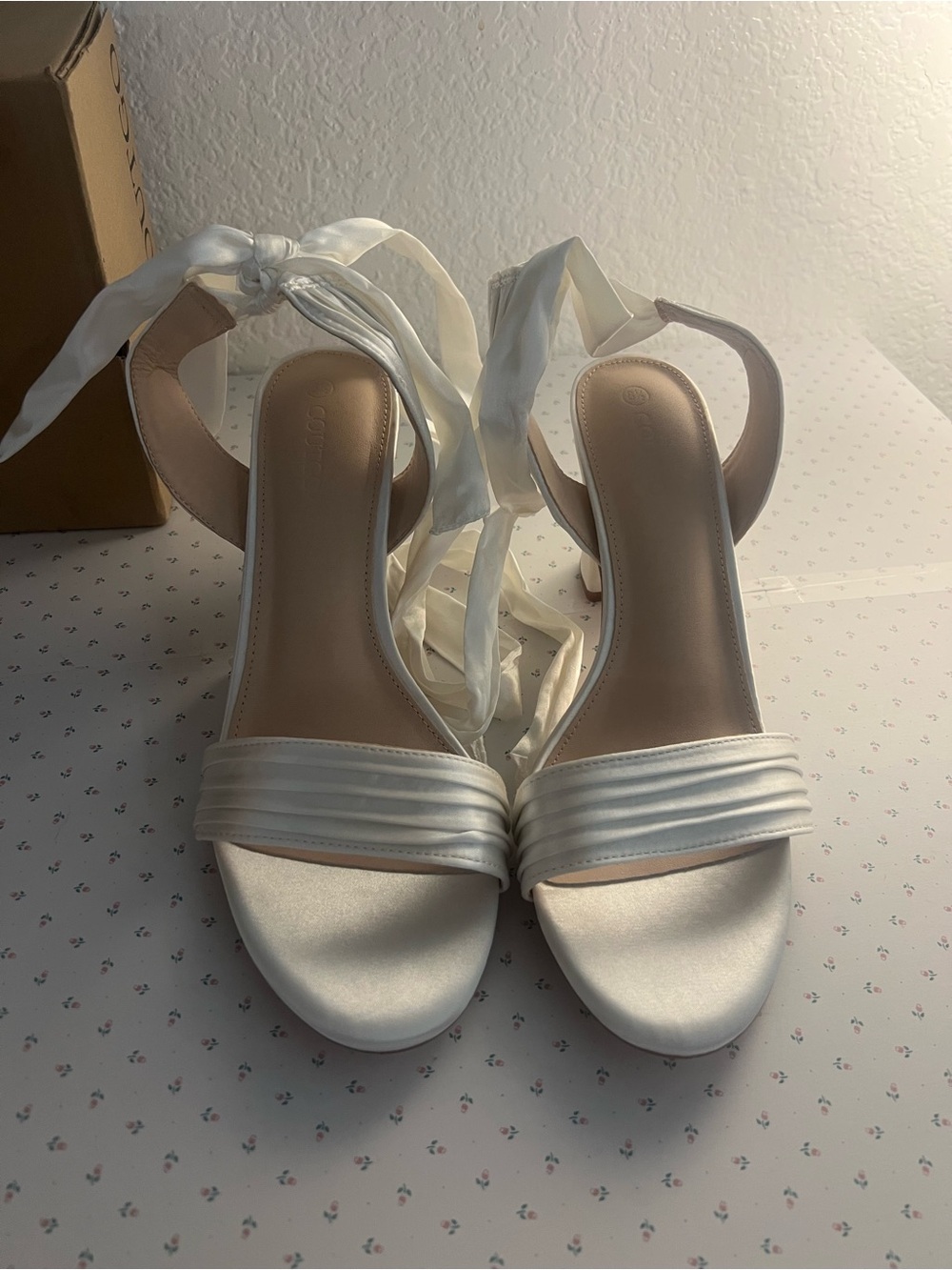 coutgo ivory satin ankle wrap block heels ribbon tie bridal wedding US 8 open to